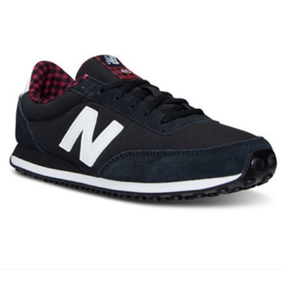 new balance 410 maroon